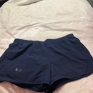 athletic under Armor shorts. Size L